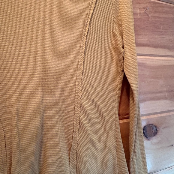 Comme Toi…gold/tan Fitted Long Sleeve Buttoned Blouse size M - Picture 7 of 11